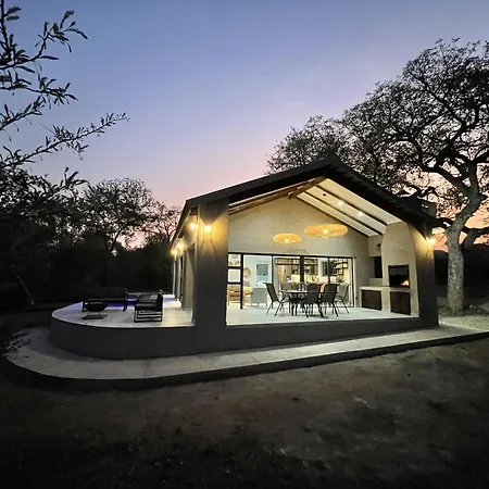 Shomoro Rest Villa Marloth Park Exterior photo